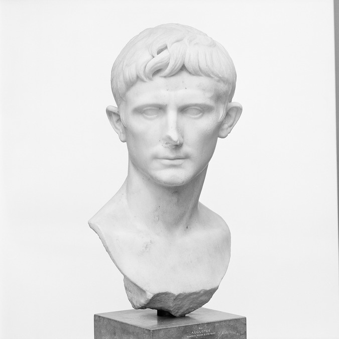 In_1443_bw_03